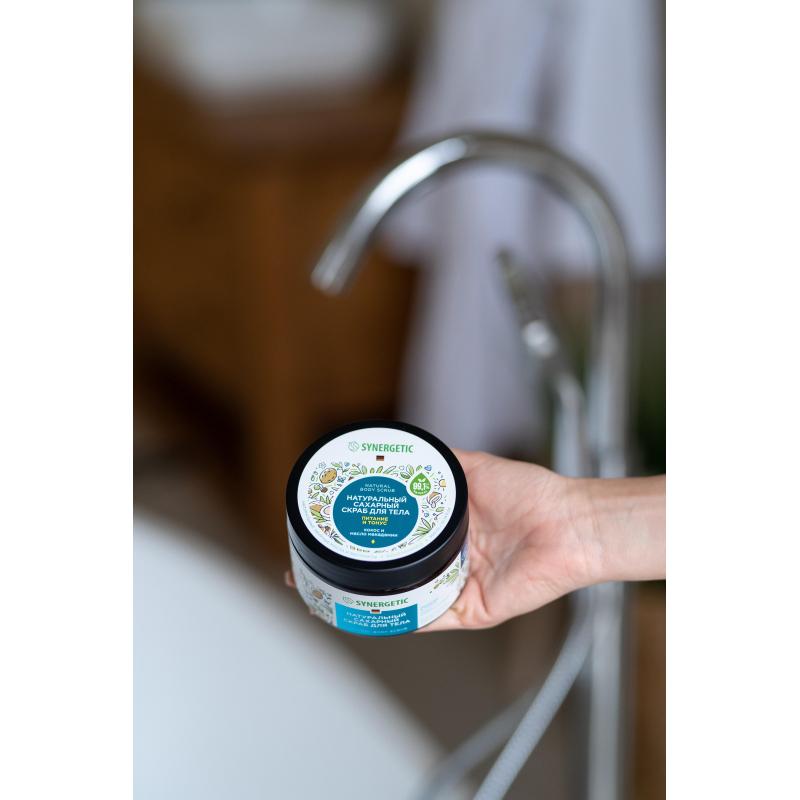 Скраб для тела SYNERGETIC кокос и масло макадамии 300мл