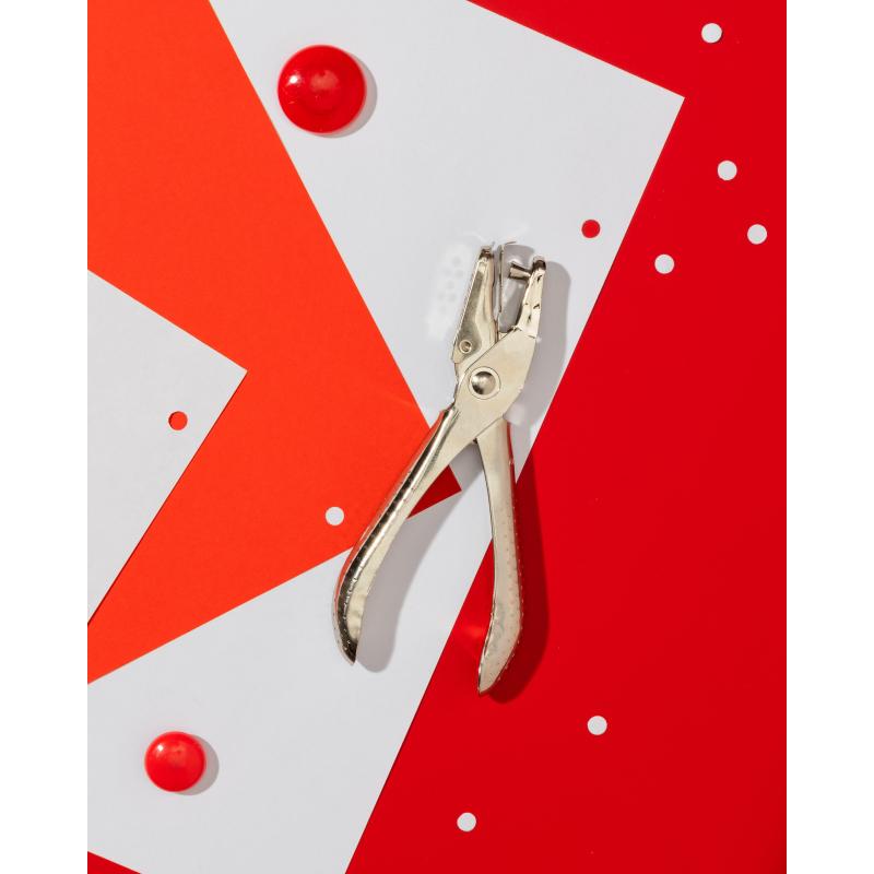 Дырокол Attache на 1 отверстие, на 6 листов, металлический