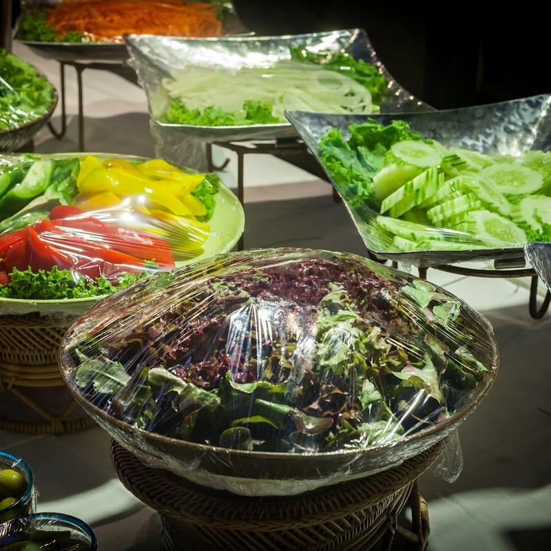 Пленка пищевая Пленка пищ. п/э 30см х 300м 7,5 мкм белая