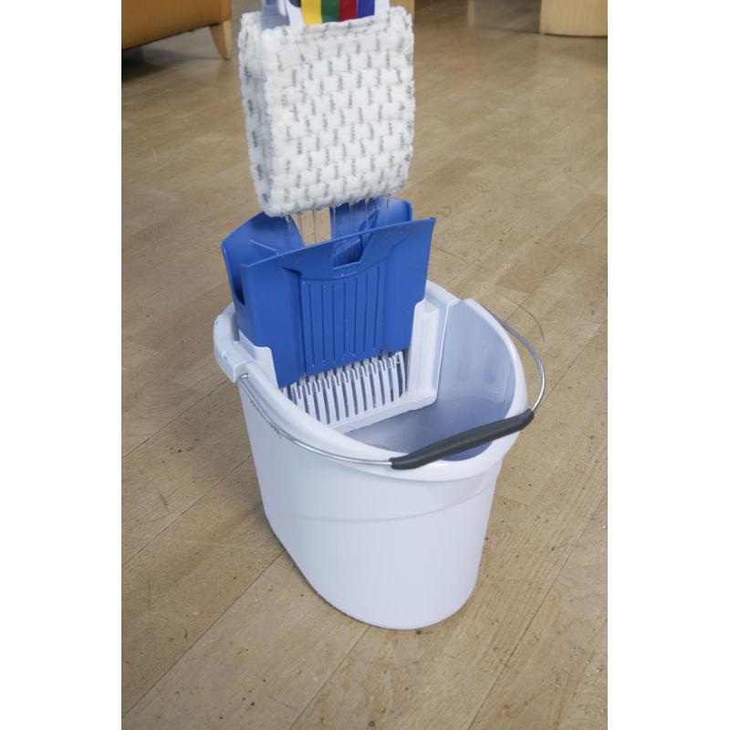 Комплект для уборки УльтраСпидМини(ведро10л+отжим+фл34см+Моп)Vileda142985