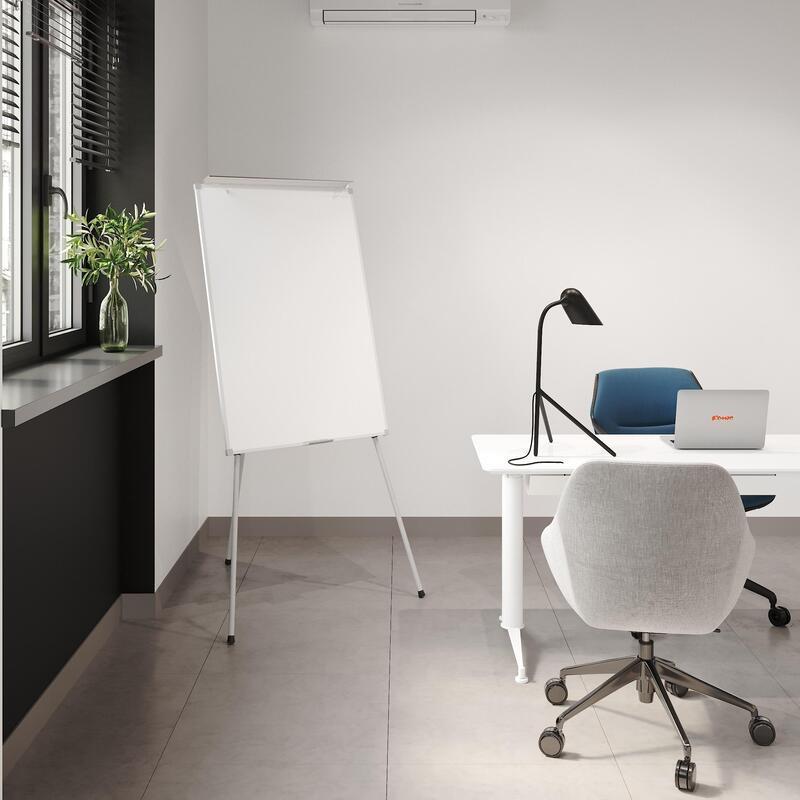 Флипчарт магнитно-маркерный 70х100 см на треноге Attache рама аллюмин