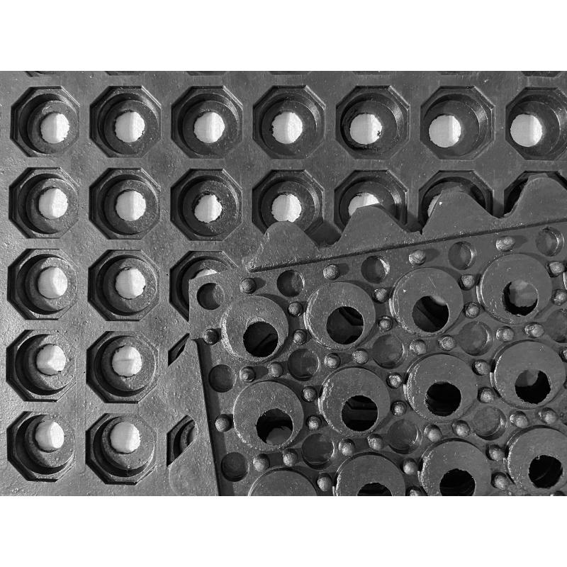 Коврик входной резиновый 90см x 90см х 12мм