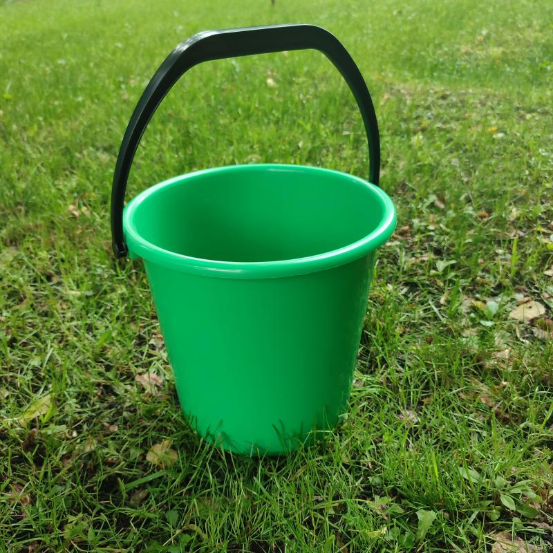 Ведро 10 л хозяйственное пластиковое зеленое