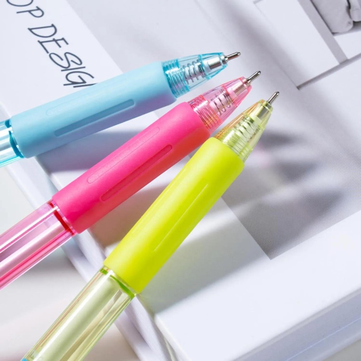 Ручка шариковая автомат. Deli EQ057-BL,син,пулев.нак,0,7мм,рез.грип,4цв.асс