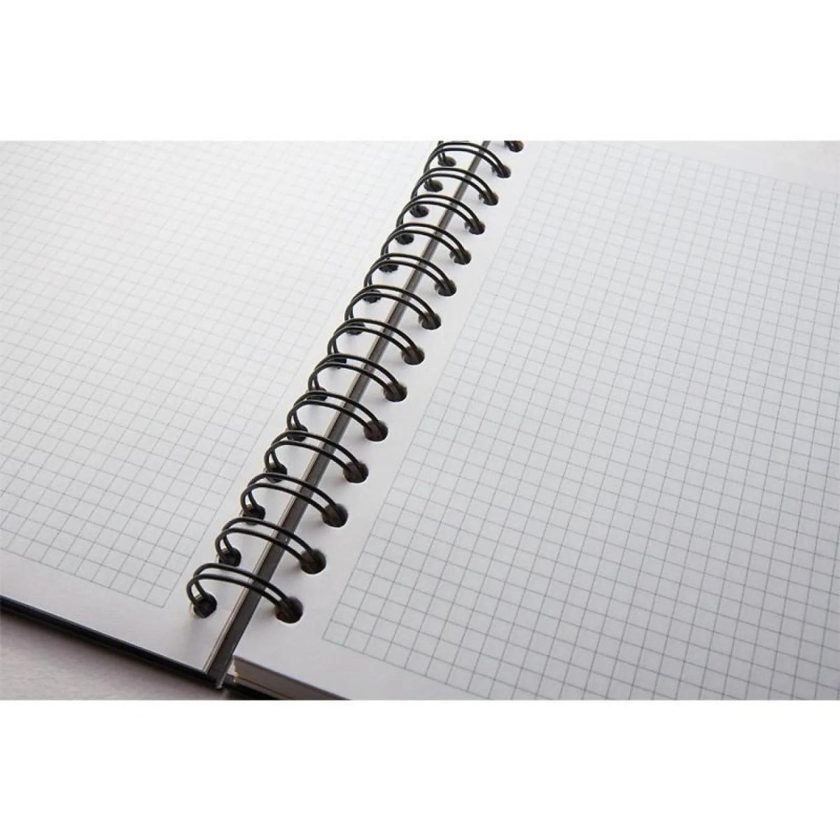 Бизнес-тетрадь Ambition 6 А4,150л,200х274,5разд,клет+лин,крас.полос,0006-02