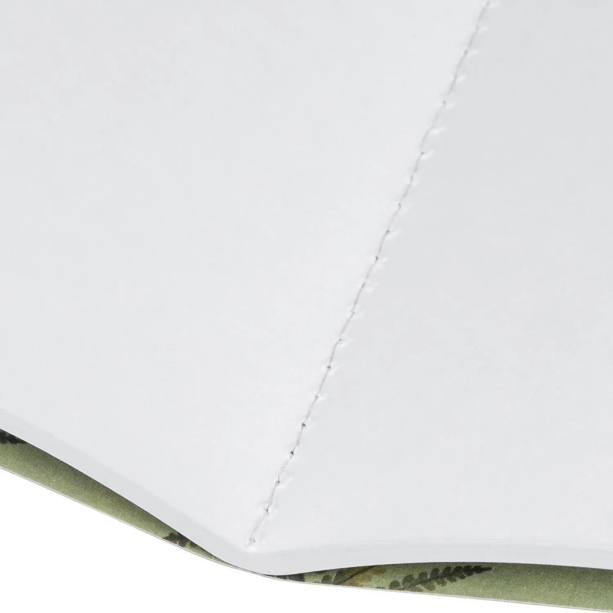 Альбом для рисован.КомусКласс Ночной лес40л 200х240мм обл.карт мат.лам.черн