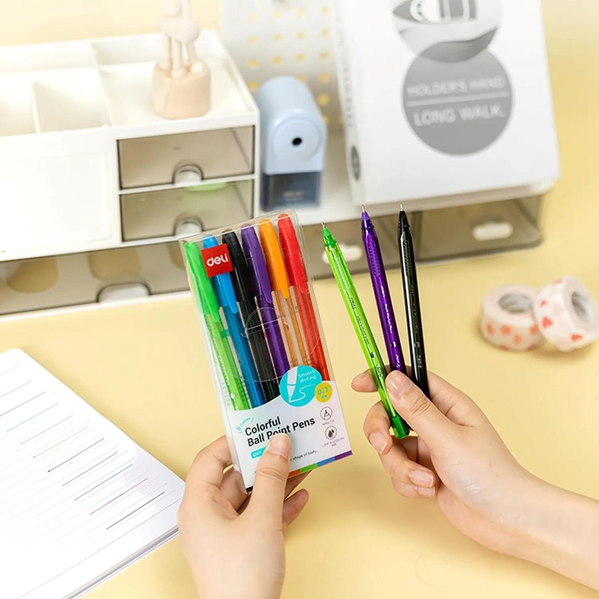 Набор шариковых ручек Deli EQ69-6,иг.нак 0,7,черн.пониж.вязк, 6 цвет