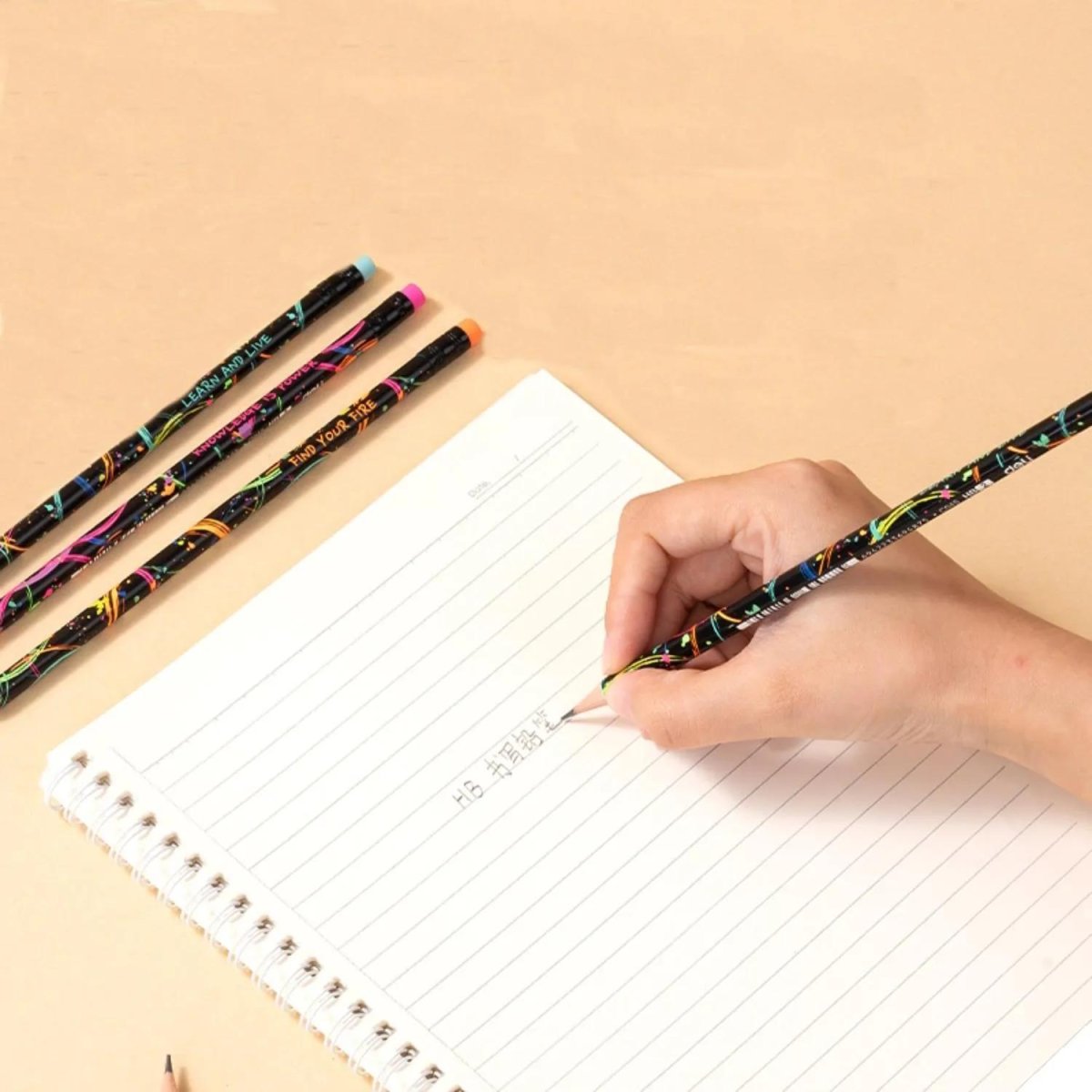 Карандаш Ч/Г Deli, Ennovation texture ,кругл ,2.2мм, ластик, EC045-HB