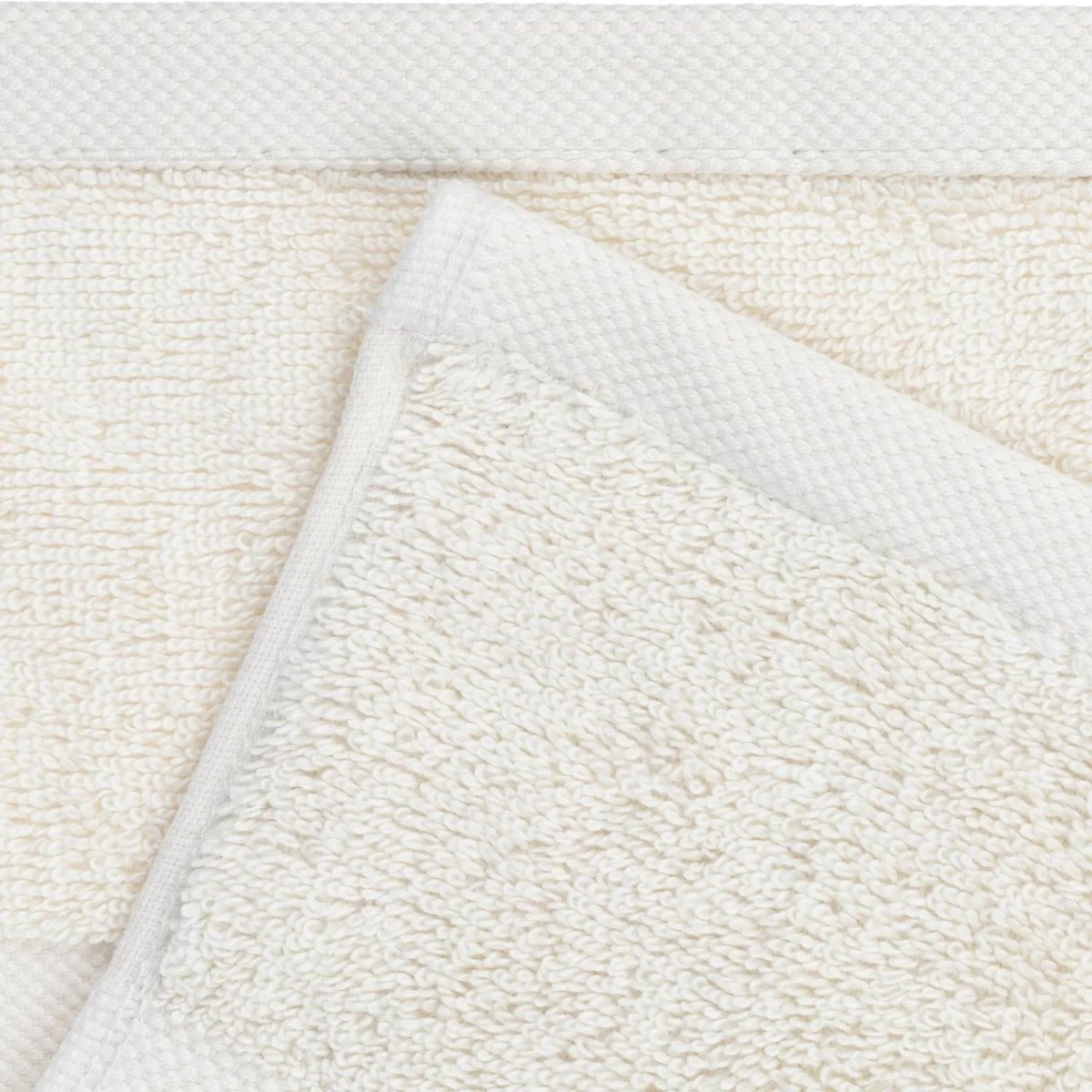 Полотенце махровое Делио Комус/аквасофт 550г/м2, 70x140, экрю