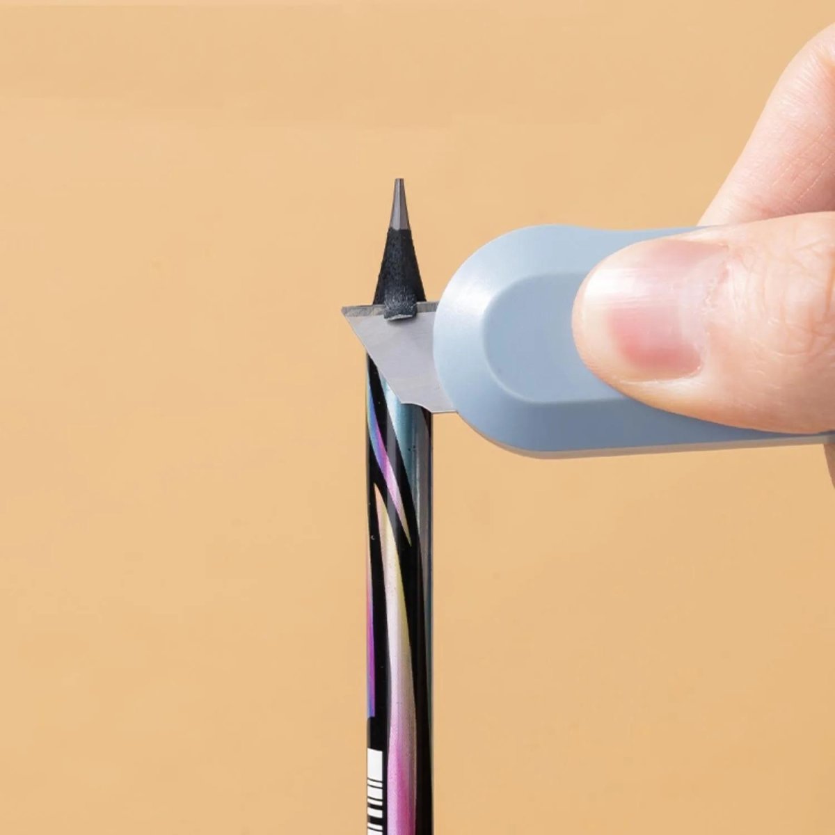 Карандаш Ч/Г Deli, Animal texture, кругл, 2.2мм, ластик, EC041-HB