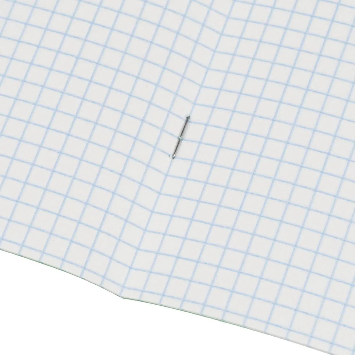 Тетрадь школьная А5 12л скрепка, клетка, бел. > 96%, зеленая, уп (20шт)