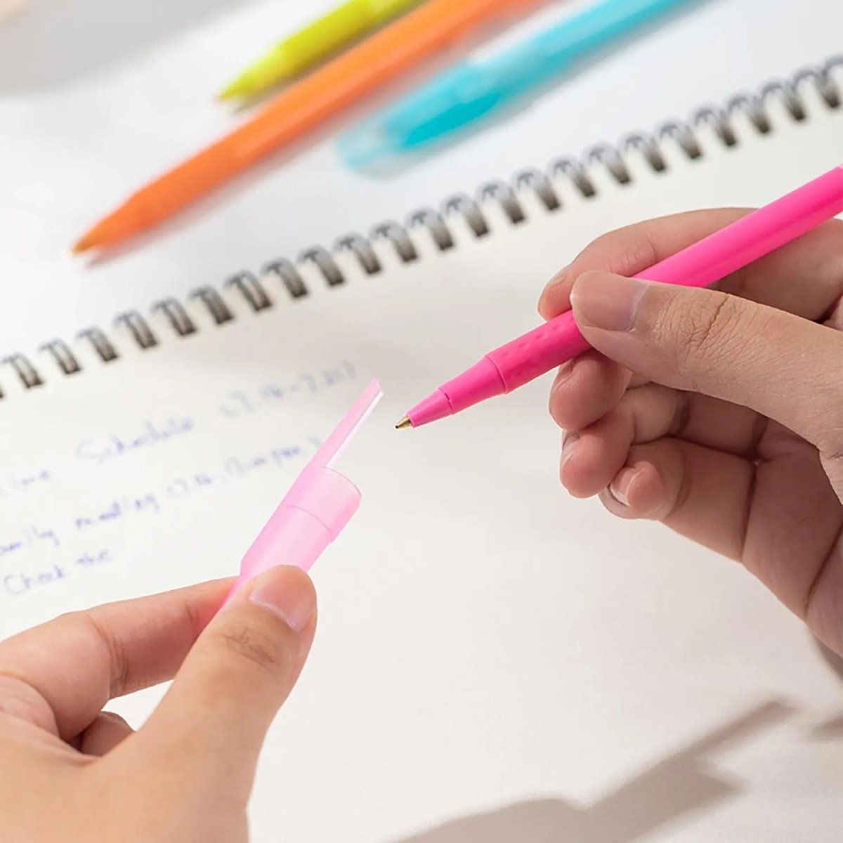 Ручка шариковая неавтомат. Deli EQ31,пул.нак0,7,круг,мягк.грип,син,в асс