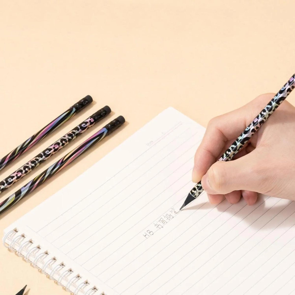 Карандаш Ч/Г Deli, Animal texture, кругл, 2.2мм, ластик, EC041-HB